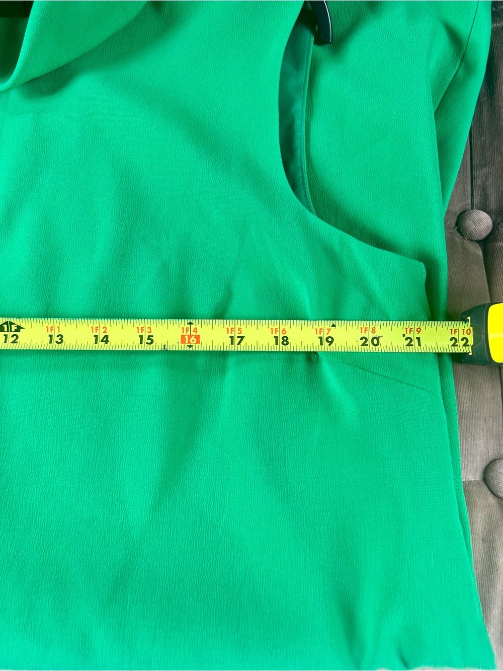 Alex Marie Emerald Green Sleeveless Shift Dress - Picture 8 of 10